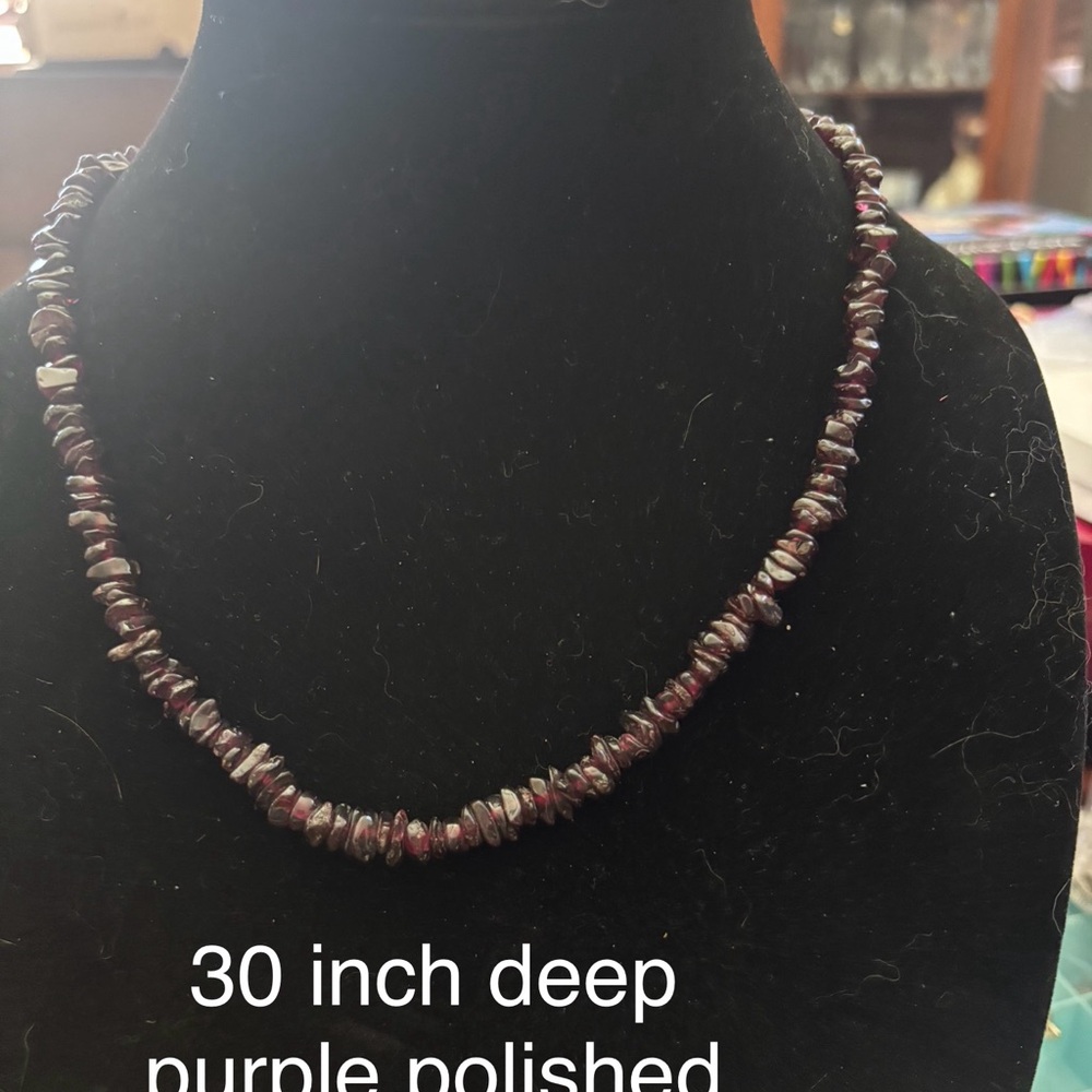 Elegant Purple Polished Stone Necklace